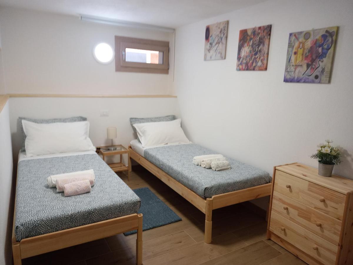 Vacanze Nella Casetta Пула Екстериор снимка