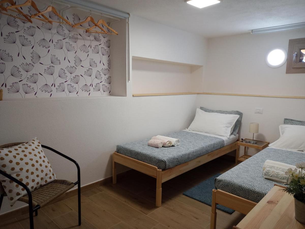 Vacanze Nella Casetta Пула Екстериор снимка