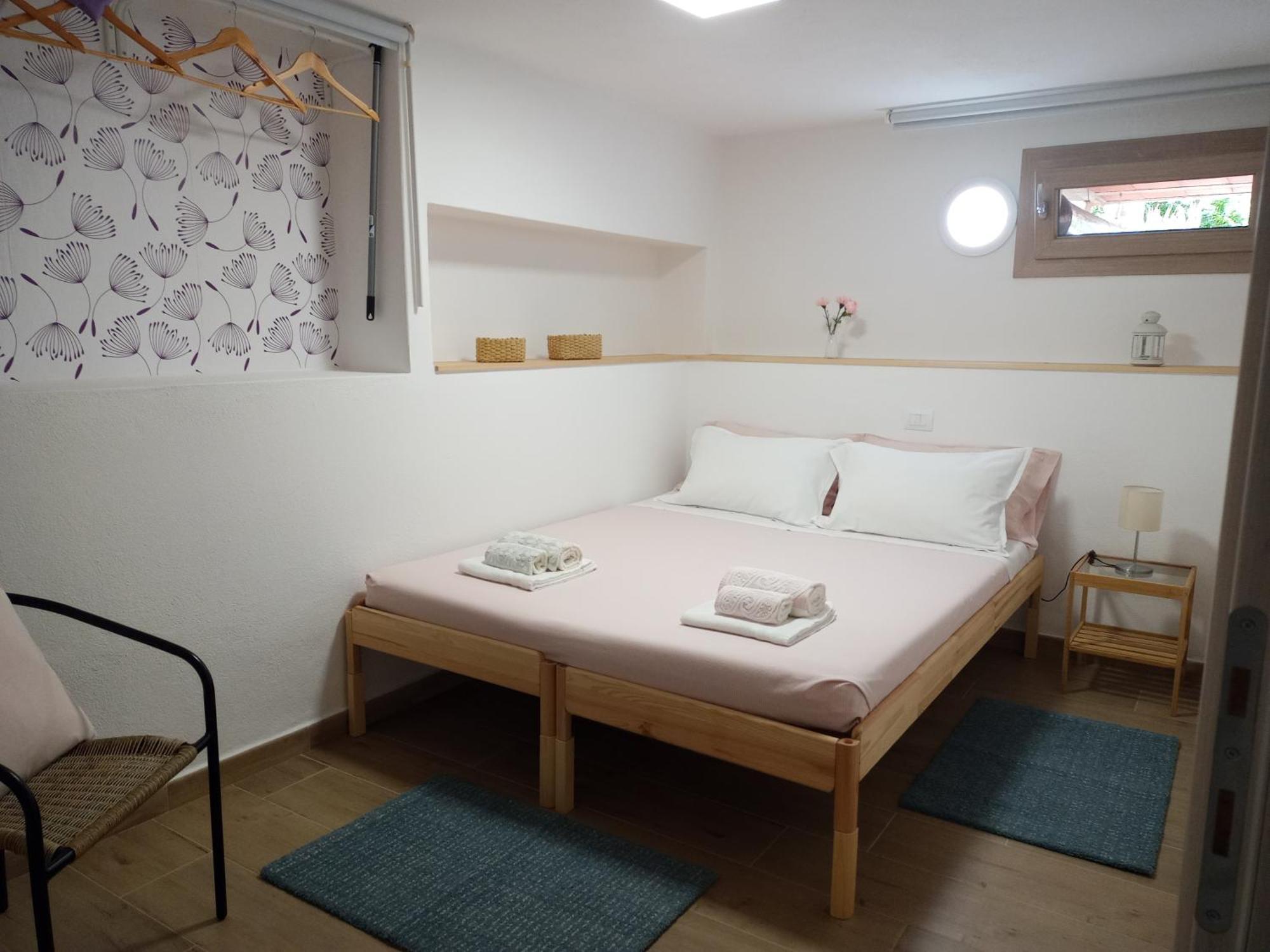 Vacanze Nella Casetta Пула Екстериор снимка